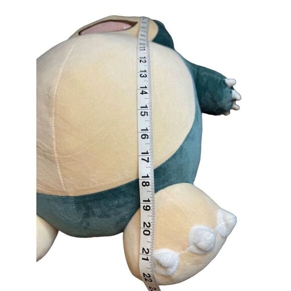 Large Snorlax Plush Toy 24-36" Official Pokémon Stuffed Animal - Picture 4 of 6
